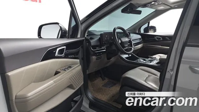 Kia Carnival 2024 thumb 9