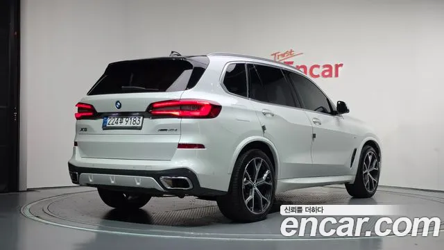 BMW X5 2020 thumb 2