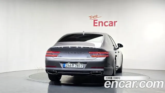 Genesis G80 2023 thumb 3