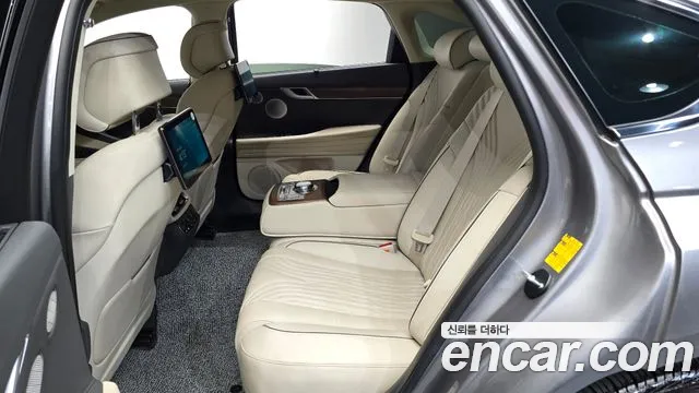 Genesis G80 2023 thumb 10