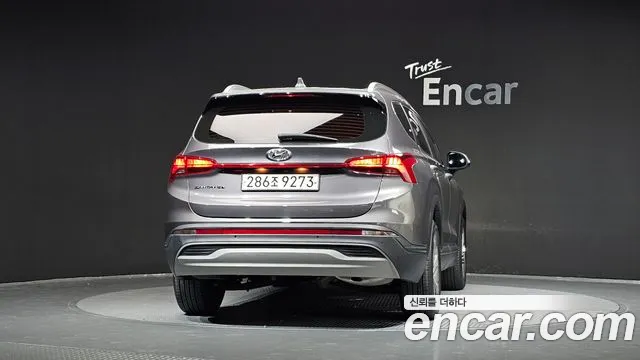 Hyundai Santa Fe 2021 thumb 4