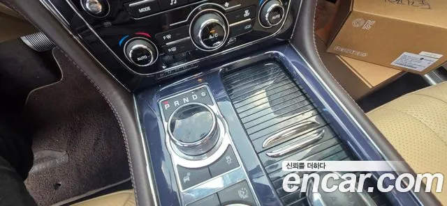 Jaguar XJ 2010 thumb 9