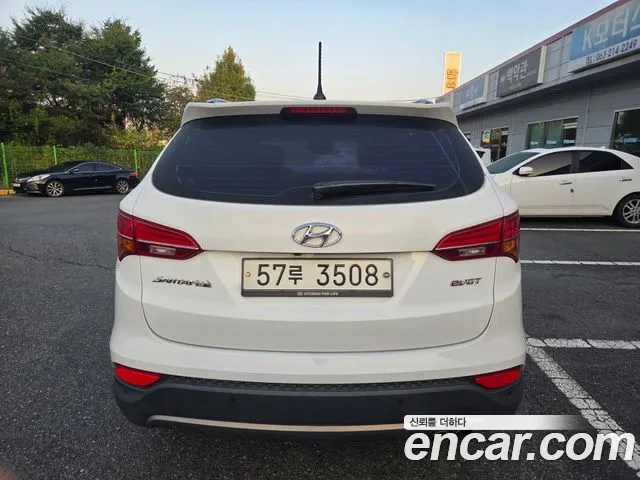 Hyundai Santa Fe 2012 thumb 4