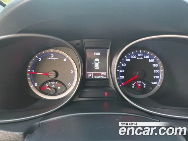 Hyundai Santa Fe 2012 thumb 8