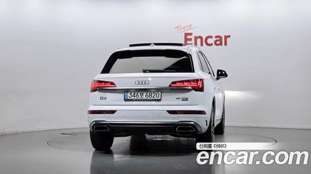 Audi Q5 2023 thumb 4