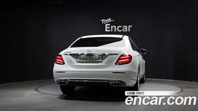 Mercedes-Benz E-Класс 2018 thumb 4