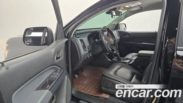 ChevroletGMDaewoo Colorado 2022 thumb 10