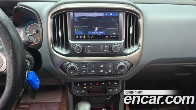ChevroletGMDaewoo Colorado 2022 thumb 12