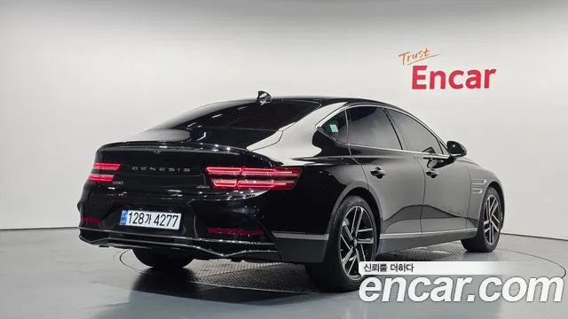 Genesis G80 2024 thumb 2