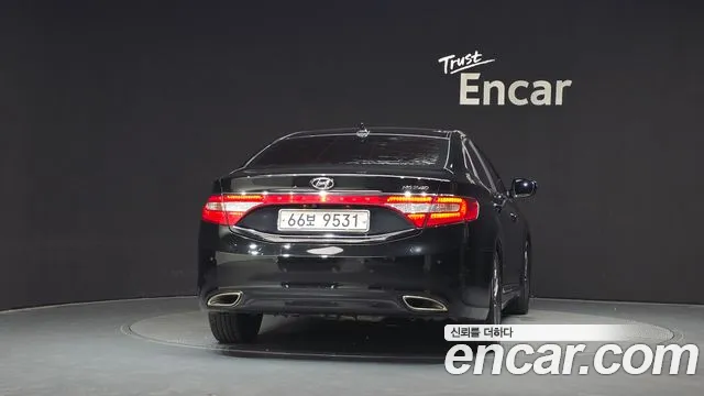 Hyundai Grandeur 2013 thumb 4