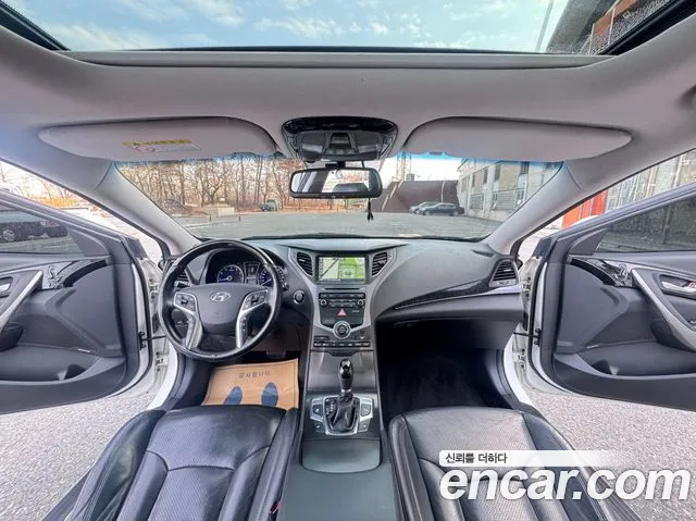 Hyundai Grandeur 2014 thumb 6