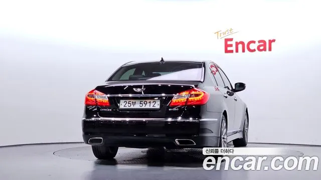 Hyundai Genesis 2012 thumb 4