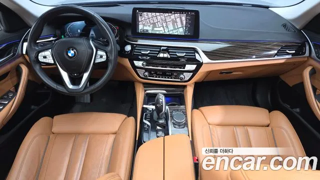 BMW 5-Series 2023 thumb 6