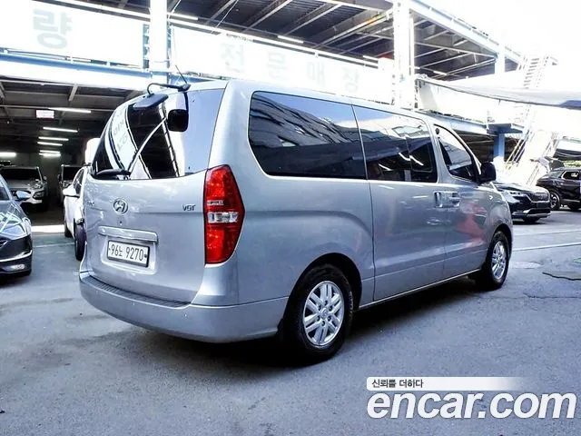Hyundai Starex 2016 thumb 4
