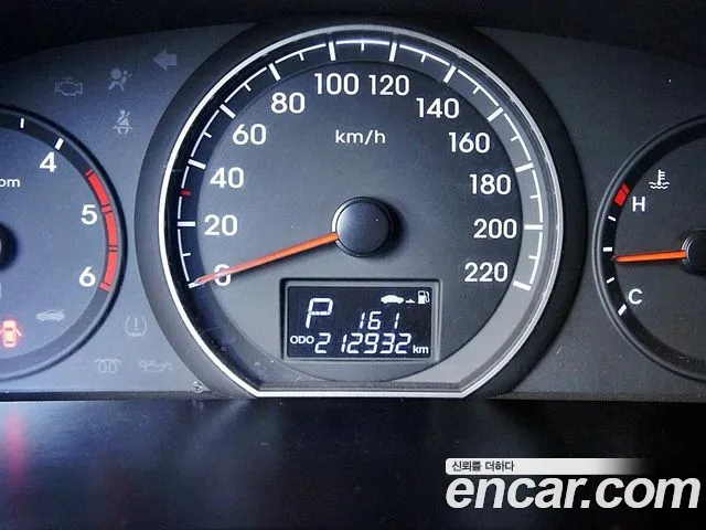 Hyundai Starex 2016 thumb 9