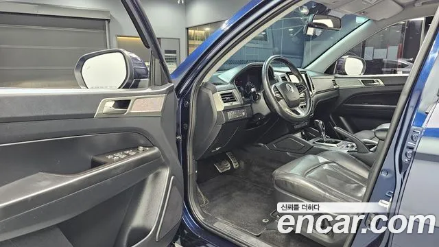 KG_Mobility_Ssangyong Rexton 2018 thumb 10