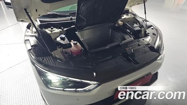 Kia EV6 2021 thumb 6