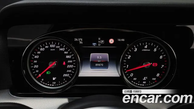 Mercedes-Benz E-Класс 2019 thumb 8