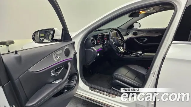 Mercedes-Benz E-Класс 2019 thumb 10
