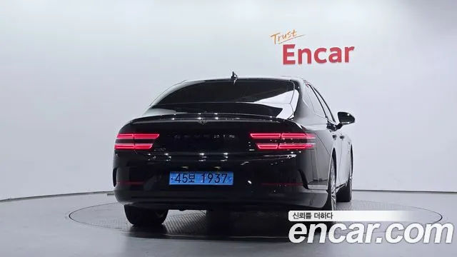 Genesis G80 2022 thumb 4