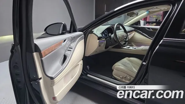 Genesis G80 2023 thumb 10
