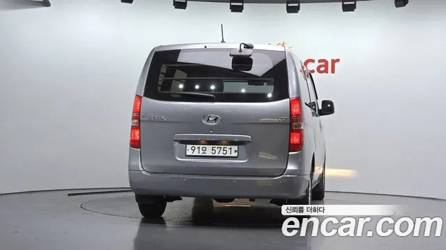 Hyundai Starex 2017 thumb 4