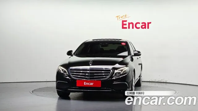 Mercedes-Benz E-Класс 2020 thumb 3