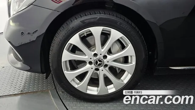 Mercedes-Benz E-Класс 2020 thumb 5