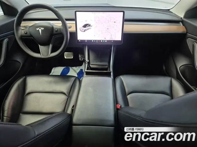 Tesla Model 3 2020 thumb 7
