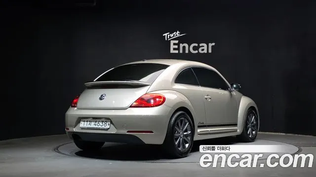 Volkswagen Beatle 2015 thumb 2