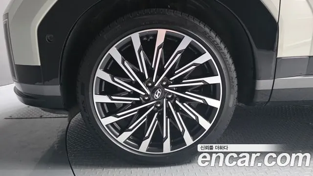 Hyundai Santa Fe 2023 thumb 5
