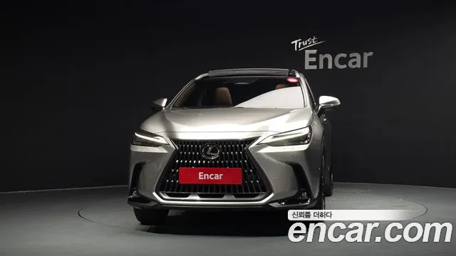 Lexus NX 2025 thumb 3
