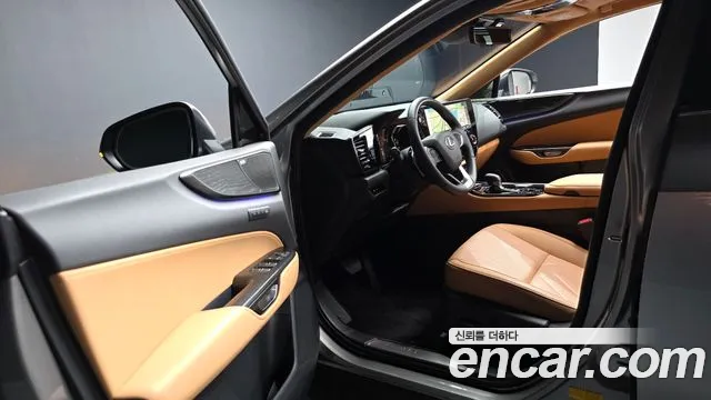 Lexus NX 2025 thumb 10