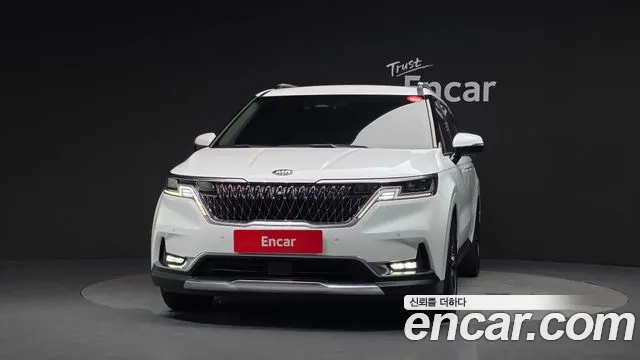 Kia Carnival 2021 thumb 3