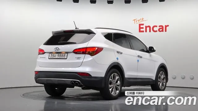 Hyundai Santa Fe 2015 thumb 2