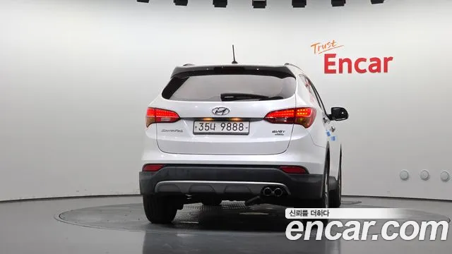 Hyundai Santa Fe 2015 thumb 4