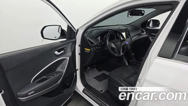 Hyundai Santa Fe 2015 thumb 10