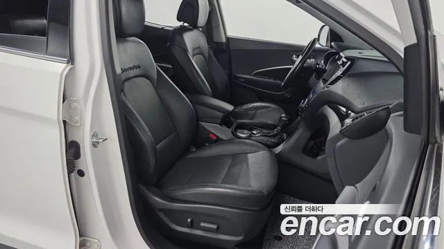 Hyundai Santa Fe 2015 thumb 11