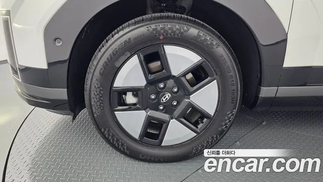 Hyundai Santa Fe 2023 thumb 4