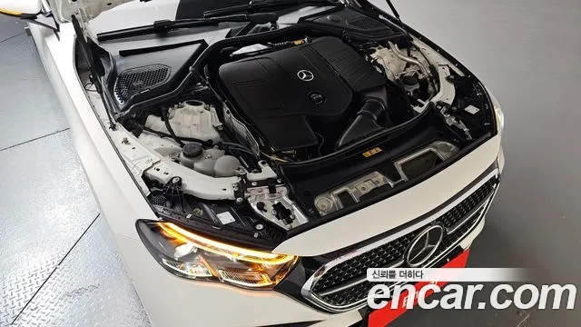 Mercedes-Benz E-Класс 2024 thumb 5