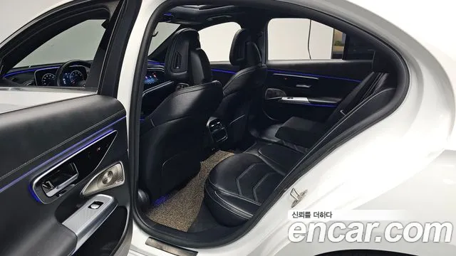 Mercedes-Benz E-Класс 2024 thumb 10
