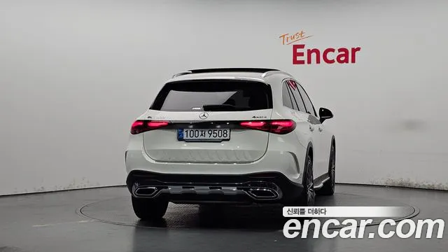 Mercedes-Benz GLC 2023 thumb 3