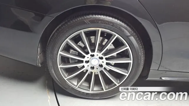 Mercedes-Benz S-Класс 2016 thumb 5