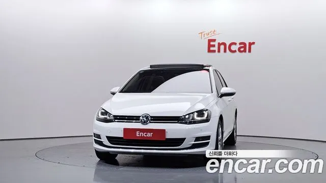 Volkswagen Golf Sportsvan 2015 thumb 3