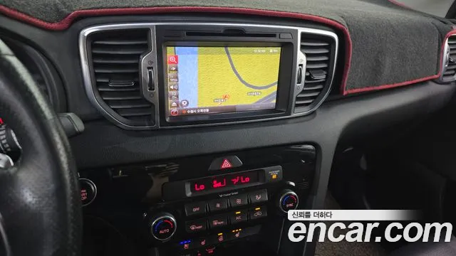 Kia Sportage 2018 thumb 12
