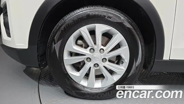 KG_Mobility_Ssangyong TIBOLI 2019 thumb 5