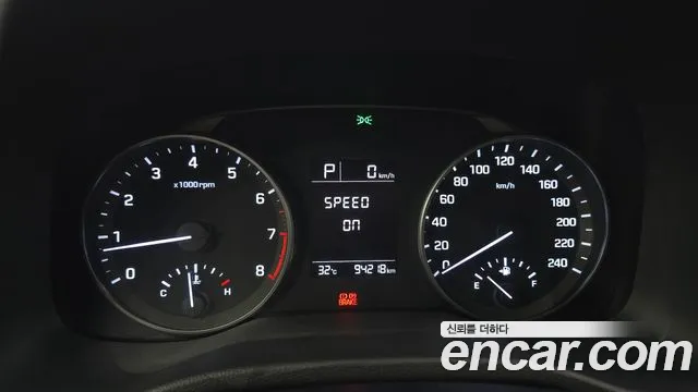 Hyundai Avante 2017 thumb 8