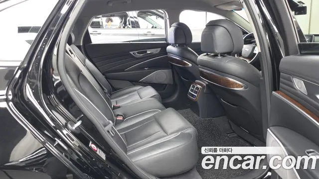 Kia K9 2018 thumb 12