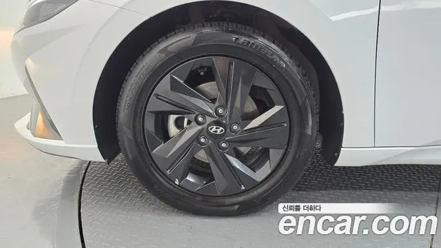 Hyundai Avante 2022 thumb 5