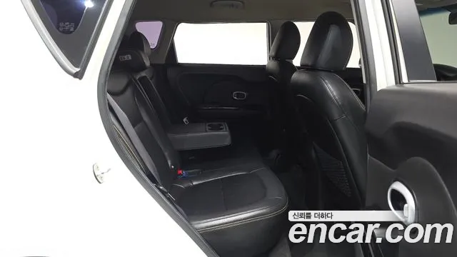 Kia Soul 2014 thumb 10